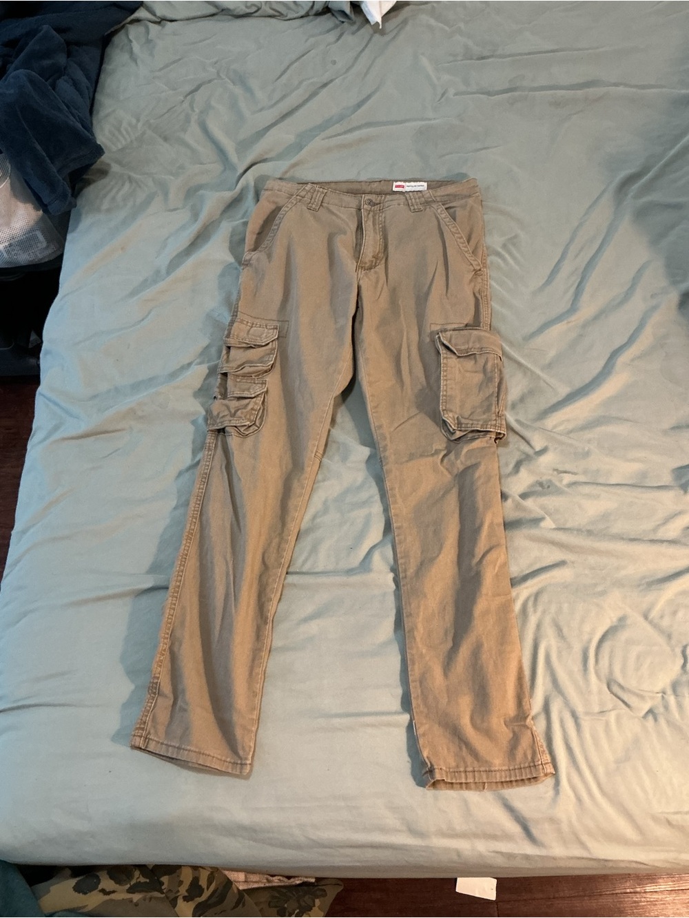 Wrangler Men's Cargo Pants — Light Brown